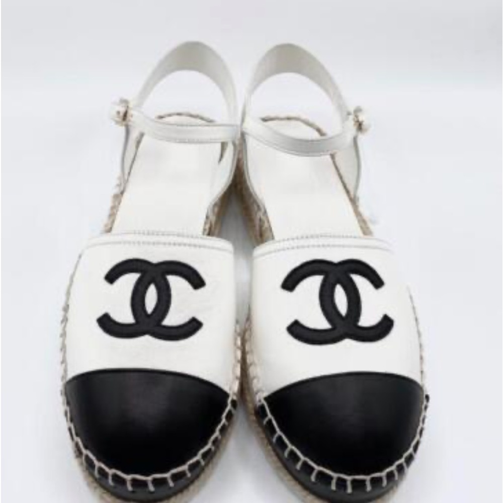 CHANEL Espadrilles Sandals - Picture 3 of 5